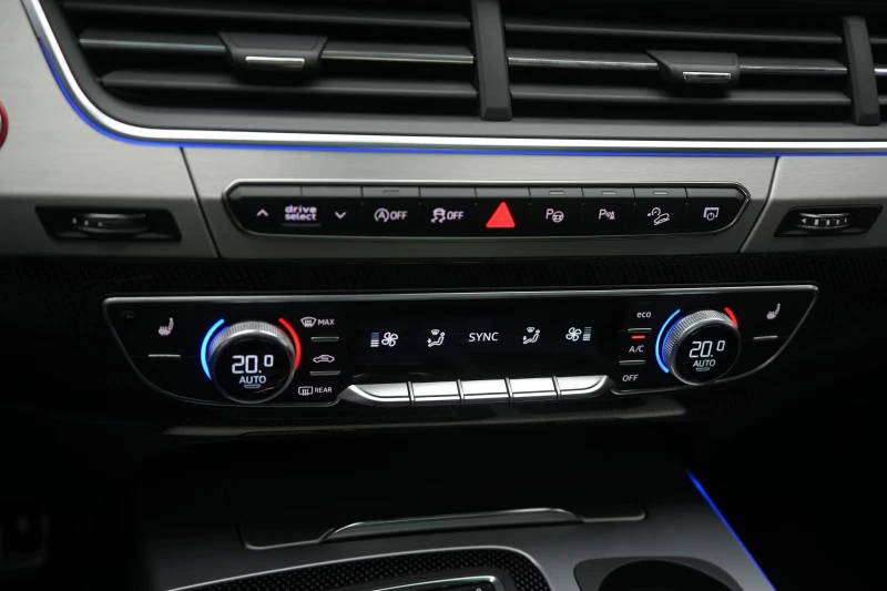 Audi SQ7 4.0TDI/435HP/QUATTRO/PANO/MEMO/HUD/LED/AHK/277G, снимка 7 - Автомобили и джипове - 51615126