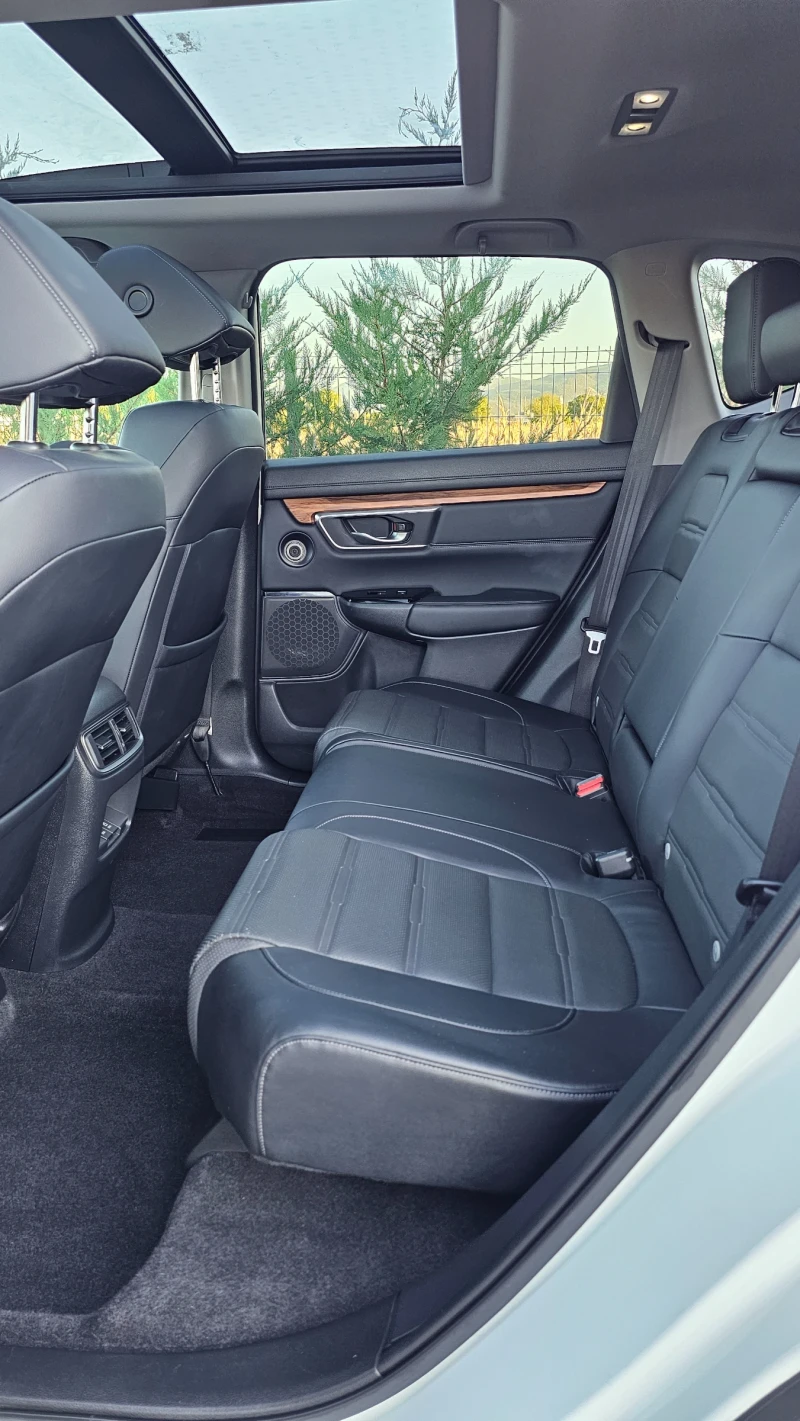 Honda Cr-v Germany* Executive* 4x4* Aut.* Pano* Kam.* Key GO*, снимка 15 - Автомобили и джипове - 51736808