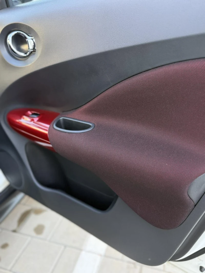 Nissan Juke 1.6 16V, снимка 8 - Автомобили и джипове - 52598074