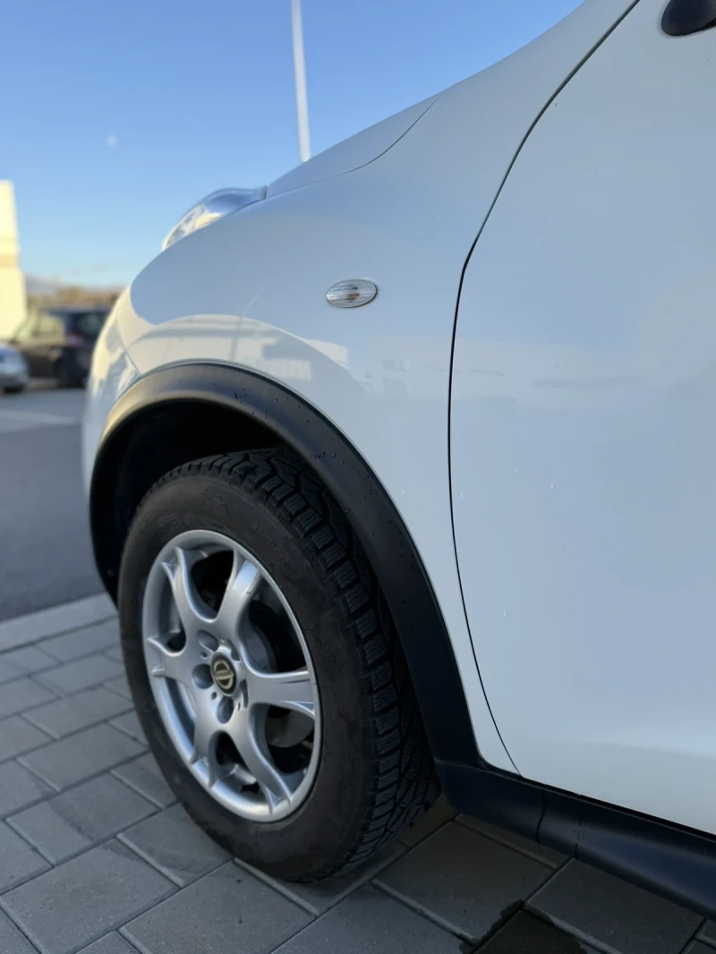 Nissan Juke 1.6 16V, снимка 11 - Автомобили и джипове - 52598074