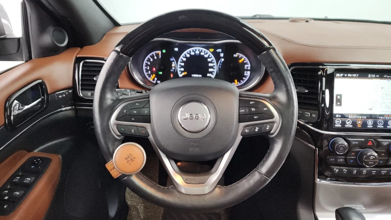 Jeep Grand cherokee 3.6 OVERLAND autogeorge.com, снимка 12 - Автомобили и джипове - 53084181