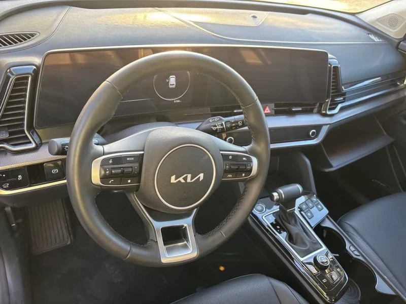 Kia Sportage, снимка 4 - Автомобили и джипове - 53372438