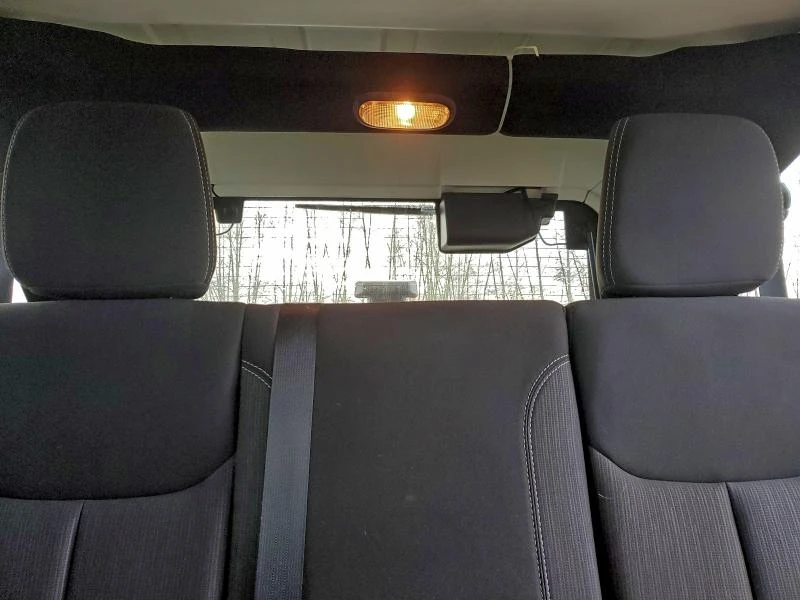 Jeep Wrangler 3.6L 6 4x4 w/Rear Wheel Drv, снимка 13 - Автомобили и джипове - 53083293