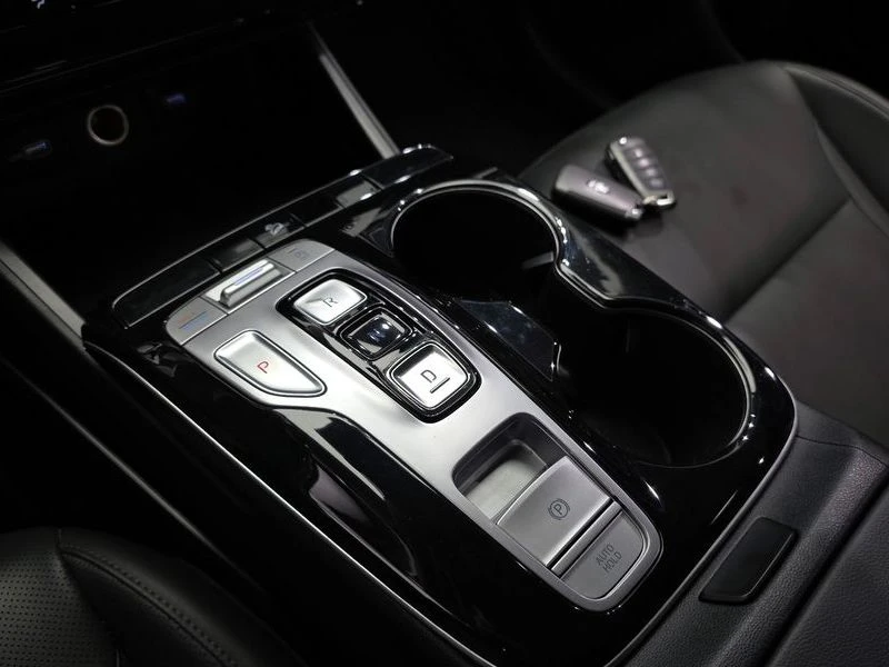 Hyundai Tucson Diesel 2.0 4WD| 136к.с.| ВКЛ.ТЕХНОТЕСТ, снимка 9 - Автомобили и джипове - 55517803