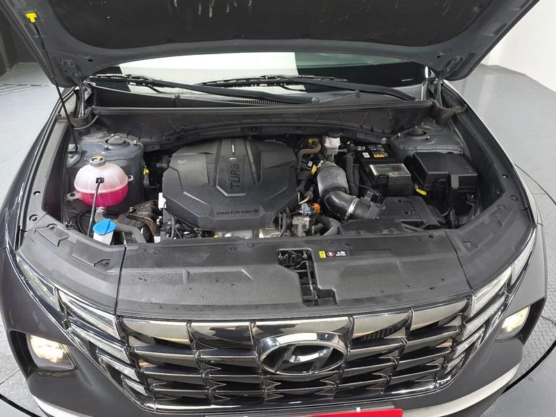 Hyundai Tucson Diesel 2.0 4WD| 136к.с.| ВКЛ.ТЕХНОТЕСТ, снимка 6 - Автомобили и джипове - 55517803