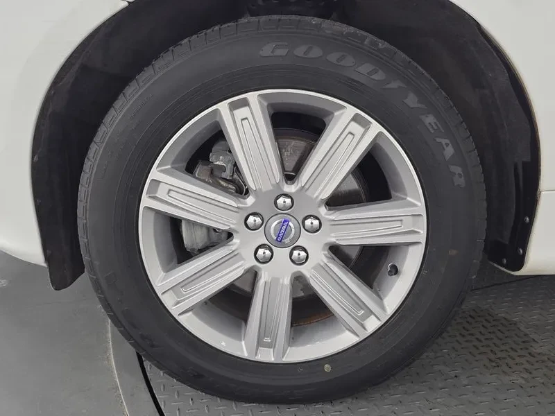 Volvo XC60, снимка 5 - Автомобили и джипове - 56162069