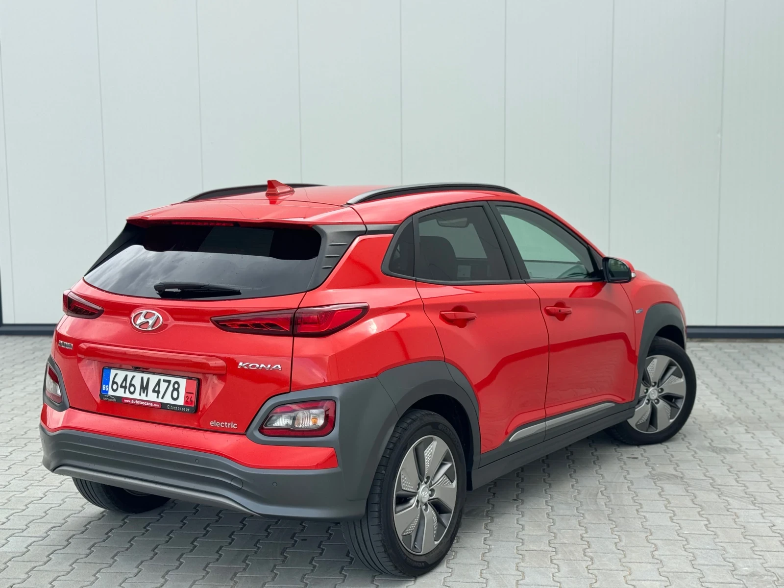 Hyundai Kona 64KW Premium - изображение 6