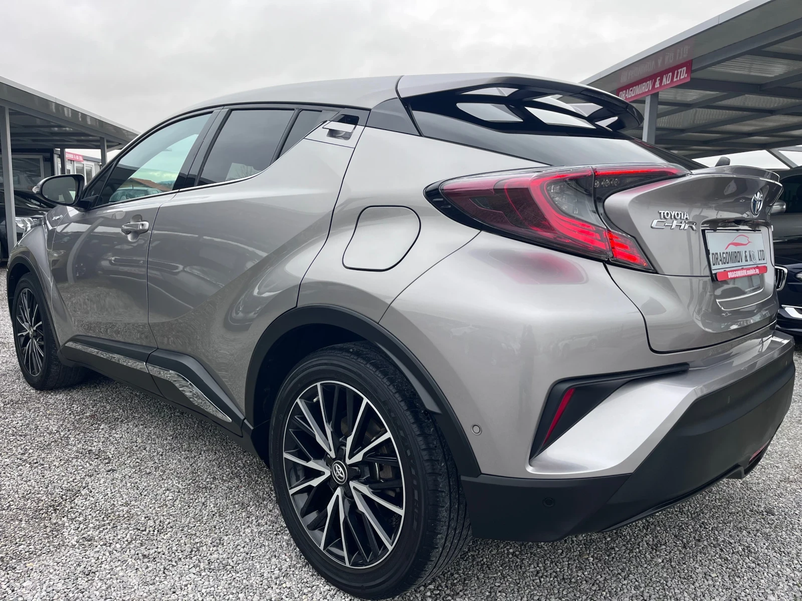 Toyota C-HR Hybrid / GPL | Mobile.bg   6