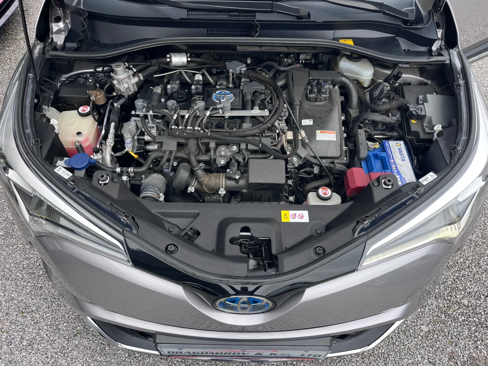 Toyota C-HR Hybrid / GPL | Mobile.bg   9