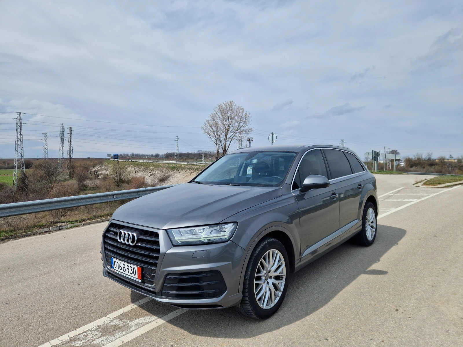 Audi Q7 Бартер/Камера/Подгрев | Auto.bg — изображение 1