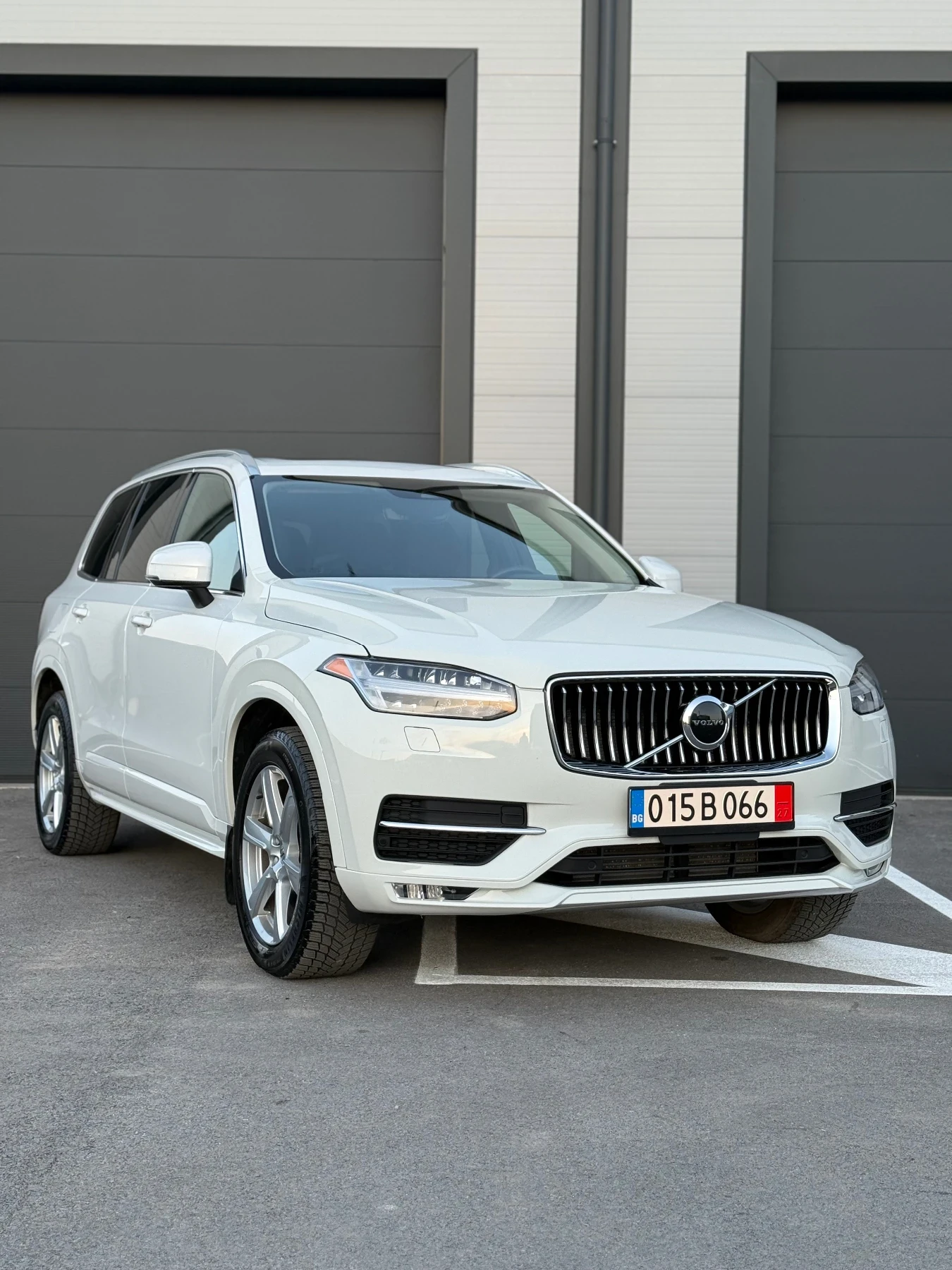 Volvo Xc90 T5* MOMENTUM* AWD* 7S* , снимка 3 - Автомобили и джипове - 53840848