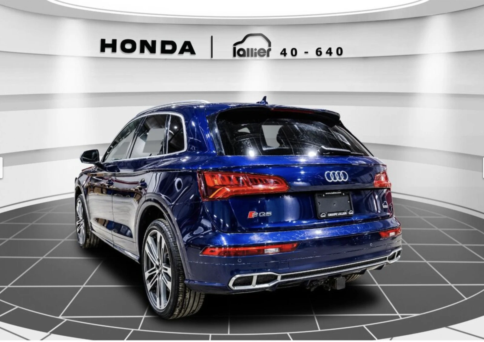 Audi SQ5 Technik / Bang & Olufsen / Ambient / PANO, снимка 4 - Автомобили и джипове - 54032153