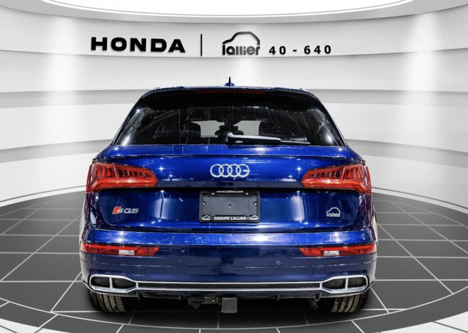 Audi SQ5 Technik / Bang & Olufsen / Ambient / PANO, снимка 5 - Автомобили и джипове - 54032153