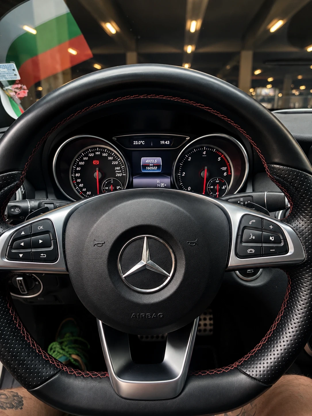 Mercedes-Benz GLA 200, снимка 9 - Автомобили и джипове - 54496830