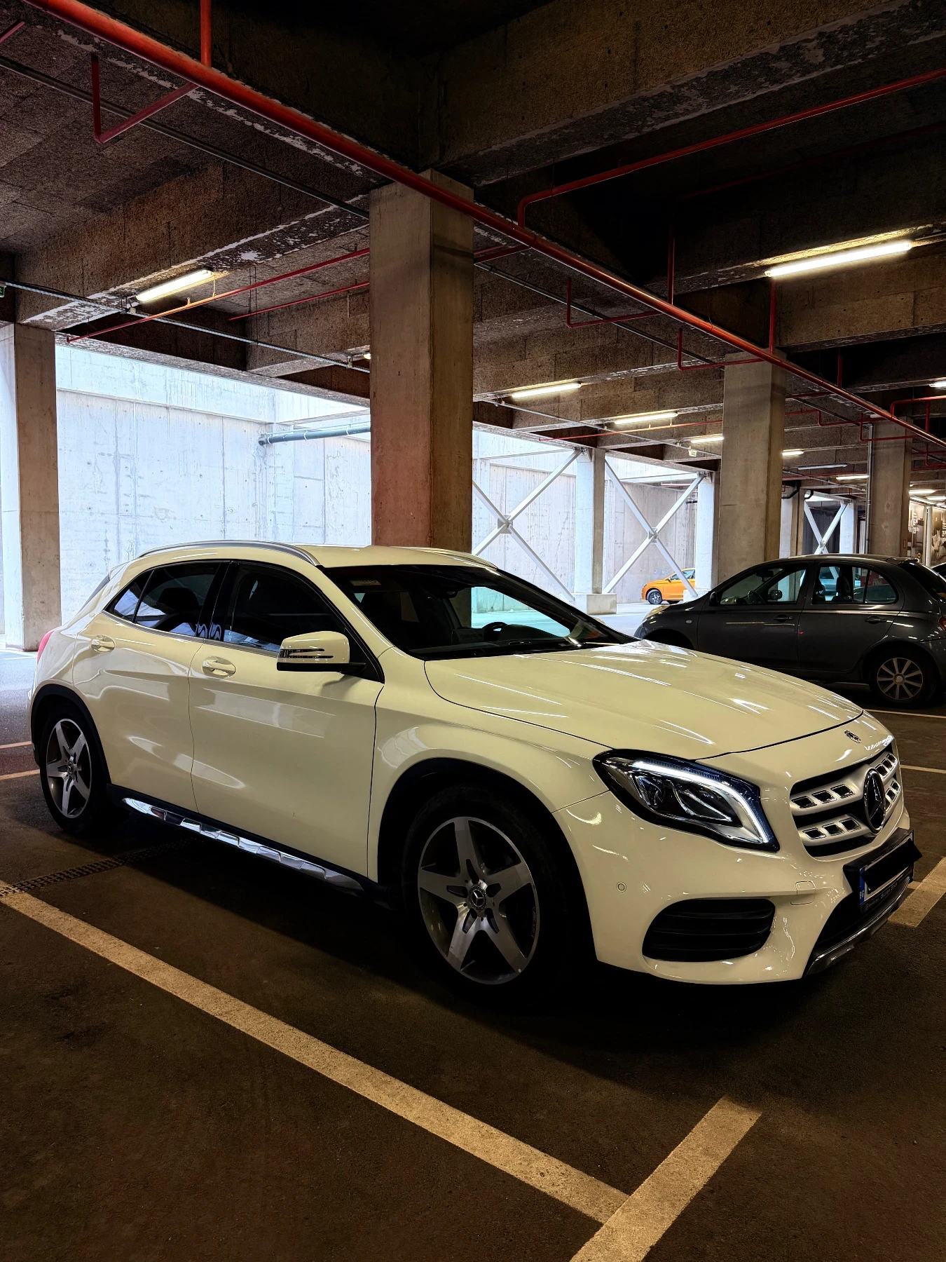 Mercedes-Benz GLA 200, снимка 6 - Автомобили и джипове - 54496830