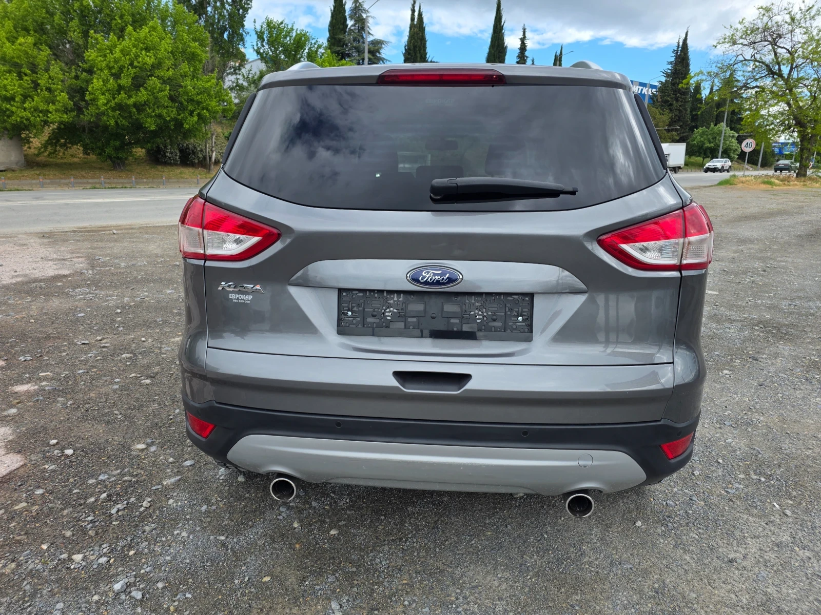Ford Kuga 2.0 D Titanium, снимка 6 - Автомобили и джипове - 54541286