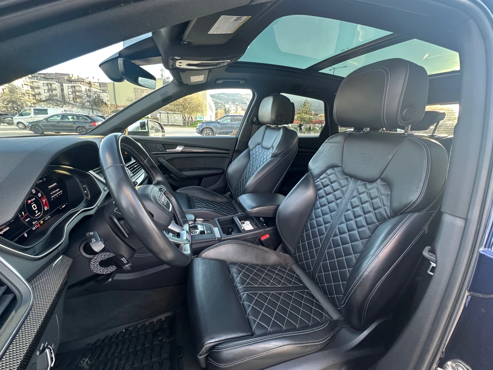 Audi SQ5 Premium Plus   Matrix   B&O   Air Suspension, снимка 16 - Автомобили и джипове - 54644094
