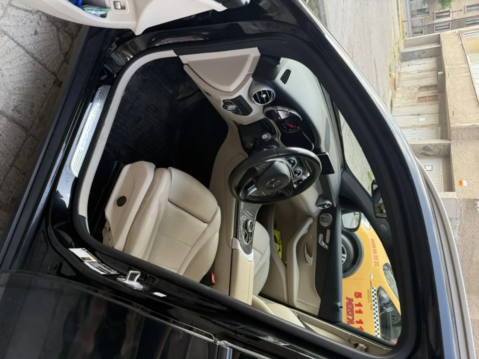 Mercedes-Benz GLC 300, снимка 3 - Автомобили и джипове - 54972222