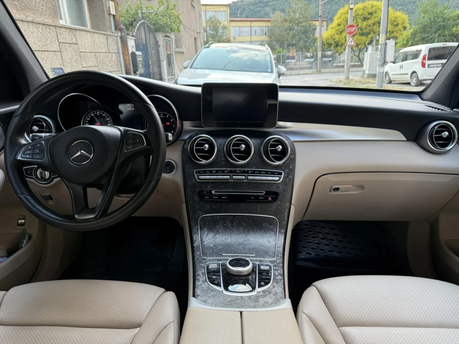 Mercedes-Benz GLC 300, снимка 6 - Автомобили и джипове - 54972222