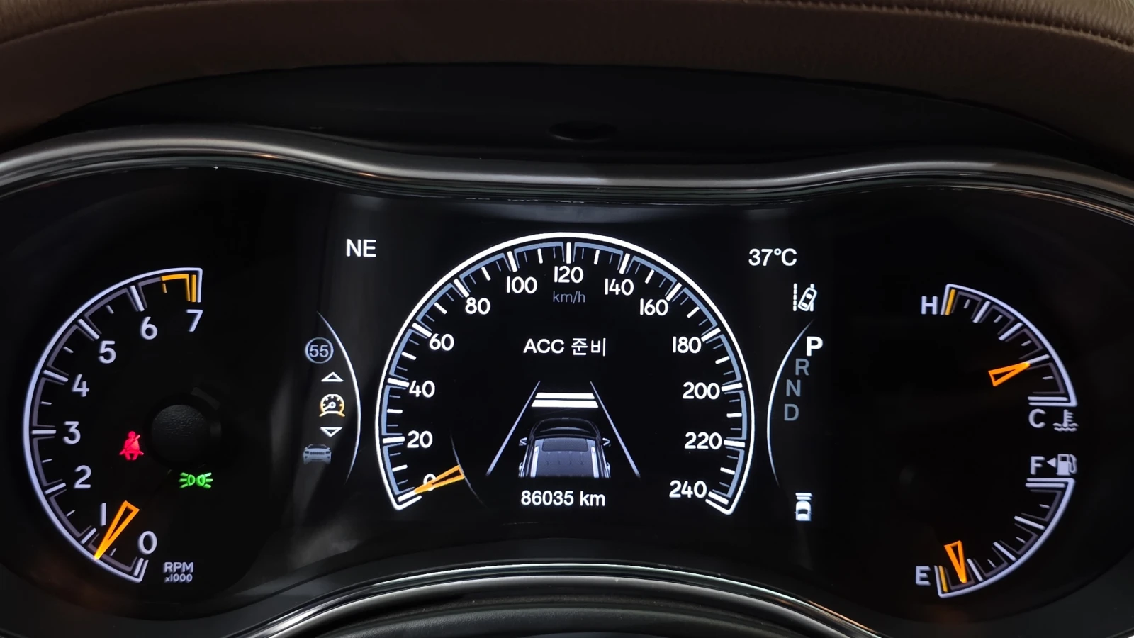 Jeep Cherokee 3.6* BLIND SPOT* ЕЛ. БАГАЖНИК* ЛЮК* КРАЙНА ЦЕНА, снимка 8 - Автомобили и джипове - 55594924