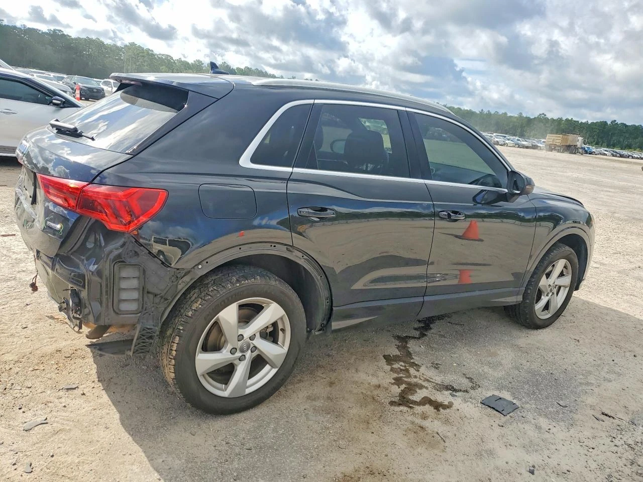 Audi Q3 45TFSI* Подгев* QUATTRO, снимка 3 - Автомобили и джипове - 56013284