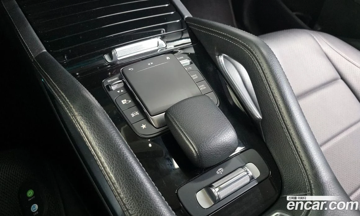 Mercedes-Benz GLE GLE300d 4MATIC, снимка 17 - Автомобили и джипове - 56122756