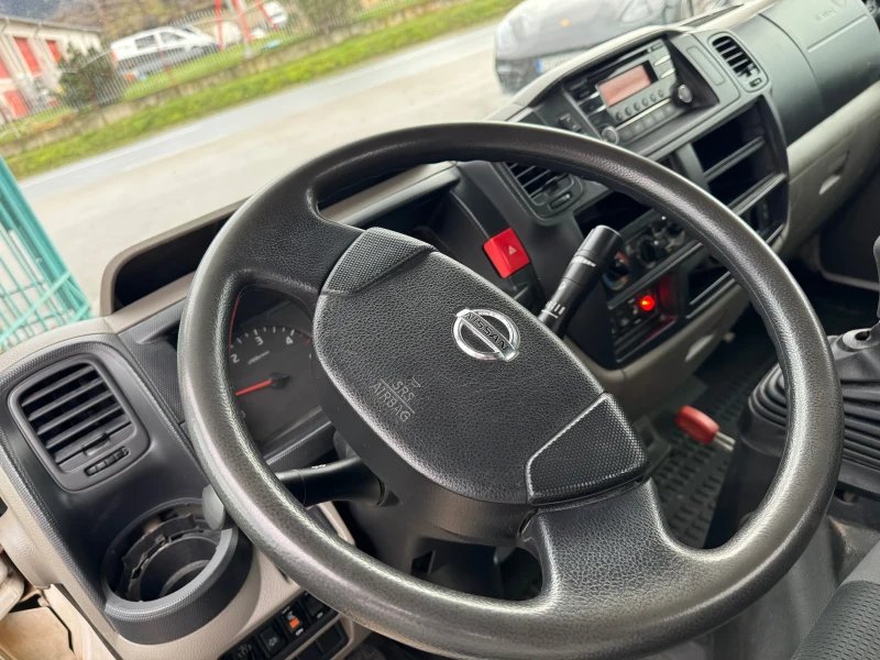 Nissan Capstar 3.0d* Климатик* Кран 1 тон, снимка 2 - Бусове и автобуси - 53028824