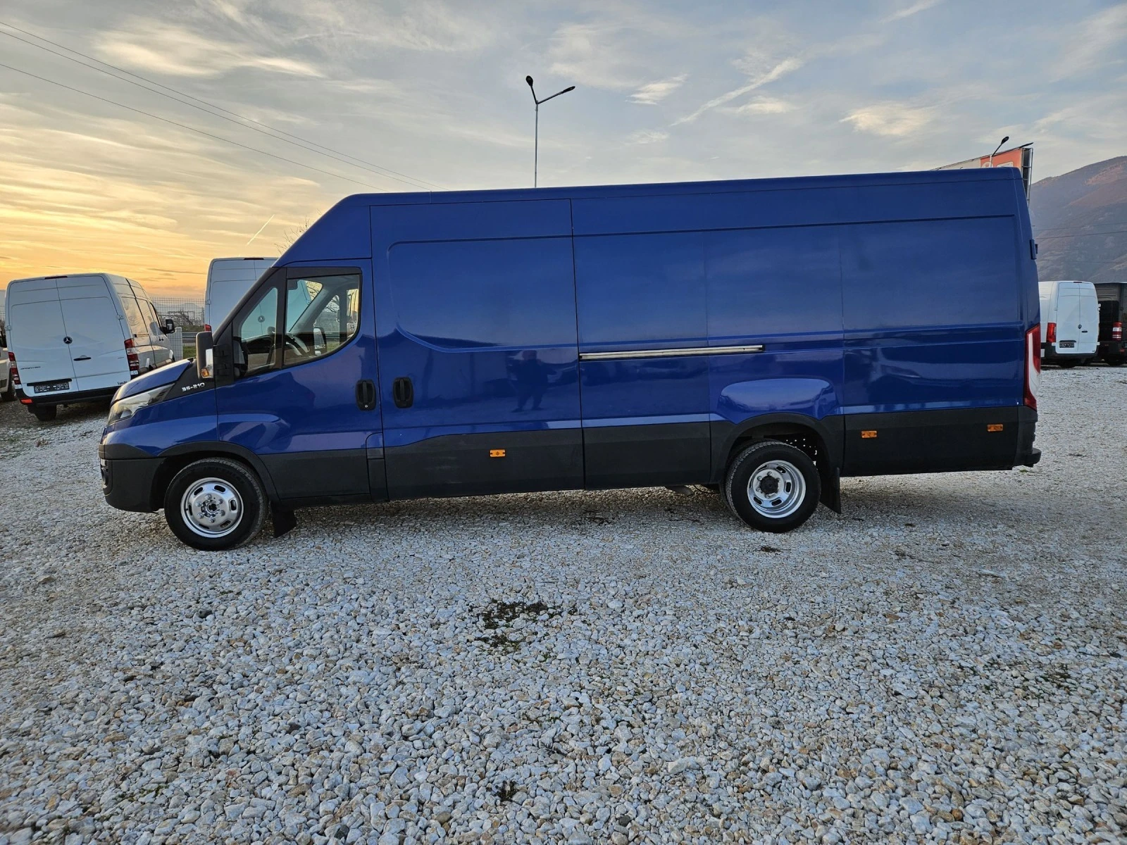 Iveco Daily 35c21 - изображение 2