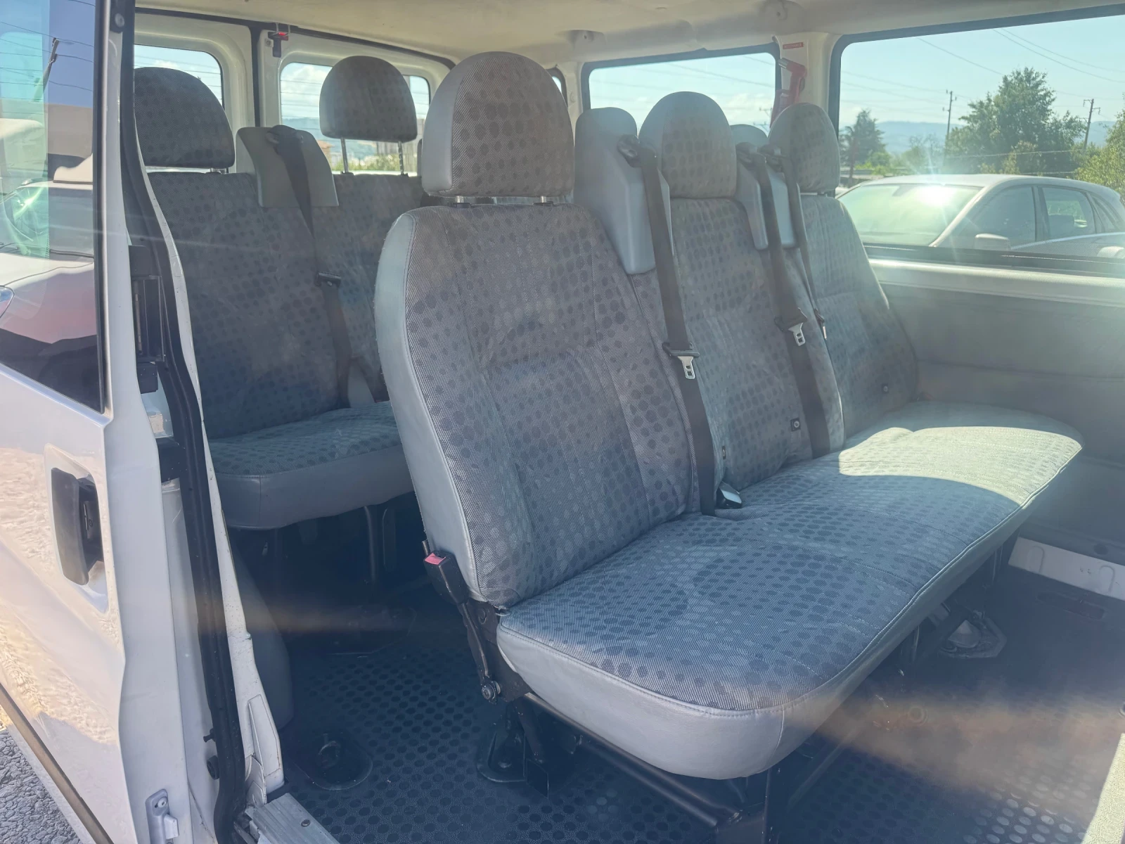 Ford Transit 2.2Tdci 8+ 1 - изображение 10