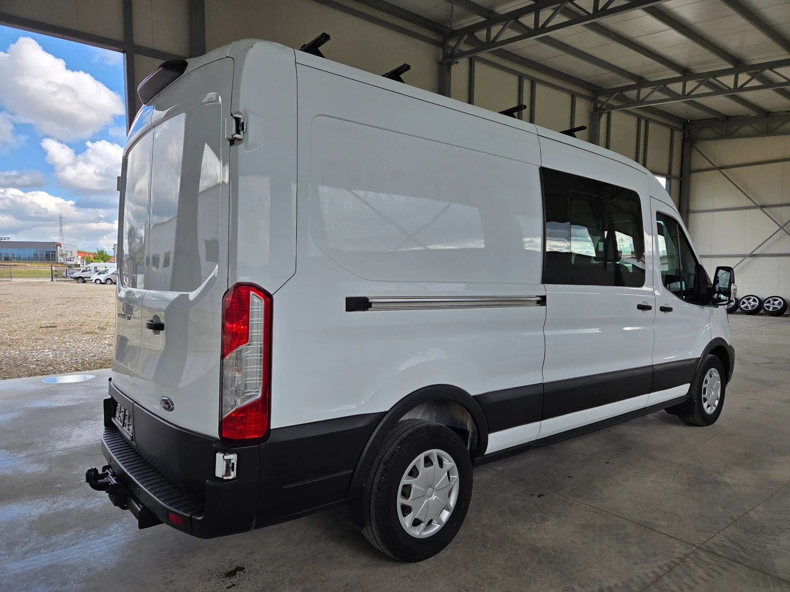 Ford Transit 2.0 d-130 к.с 6 -места климатик - изображение 6