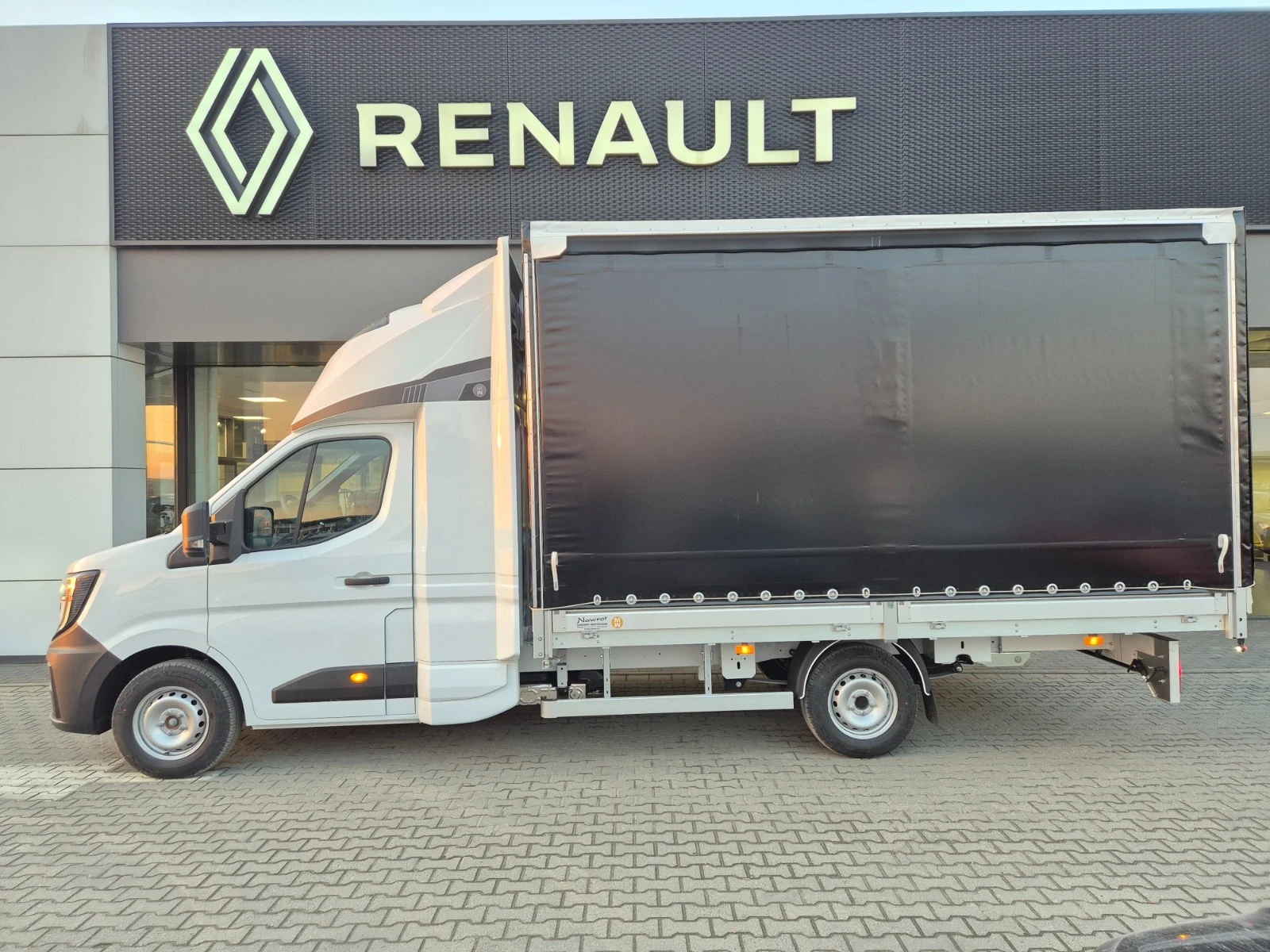 Renault Master 2 години гаранция , снимка 4 - Бусове и автобуси - 55931288