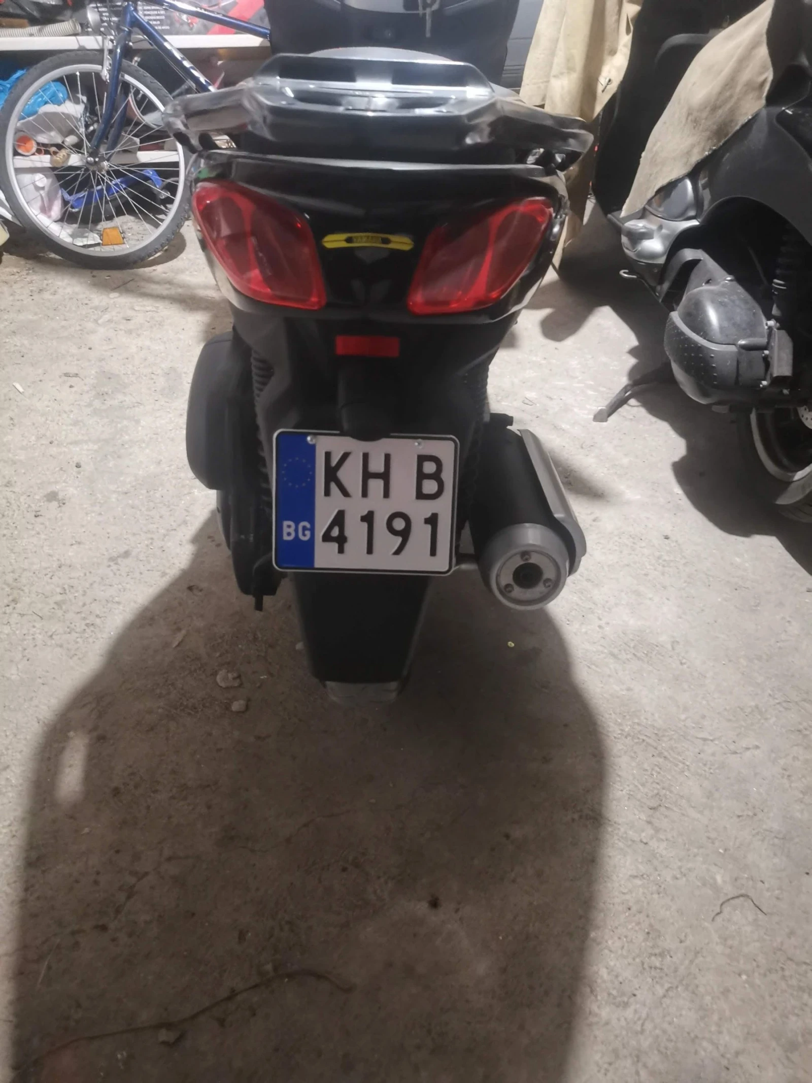 Yamaha X-max 250 - изображение 4