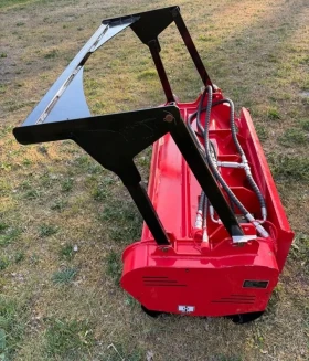 Мини челни товарачи Bobcat С мулчер, снимка 9