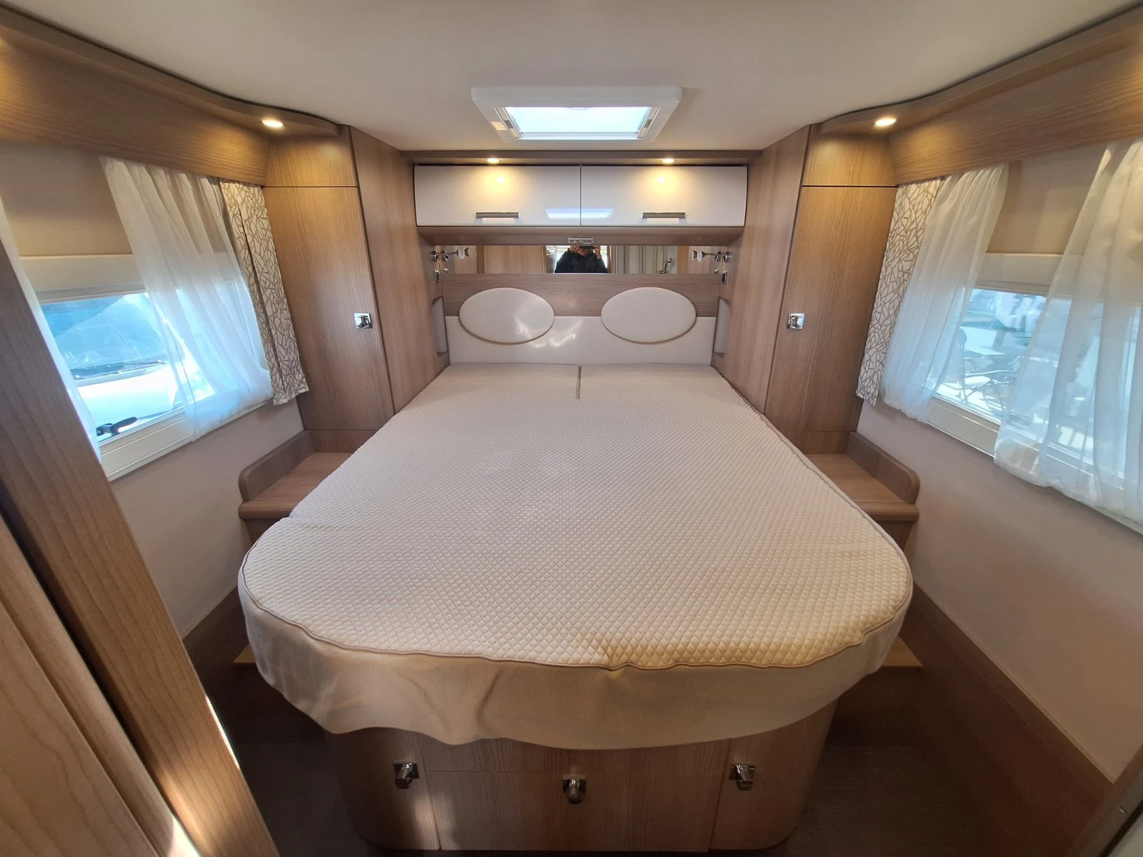 Кемпер Carthago C-Tourer I Fiat 144 QB, снимка 7 - Каравани и кемпери - 53871066