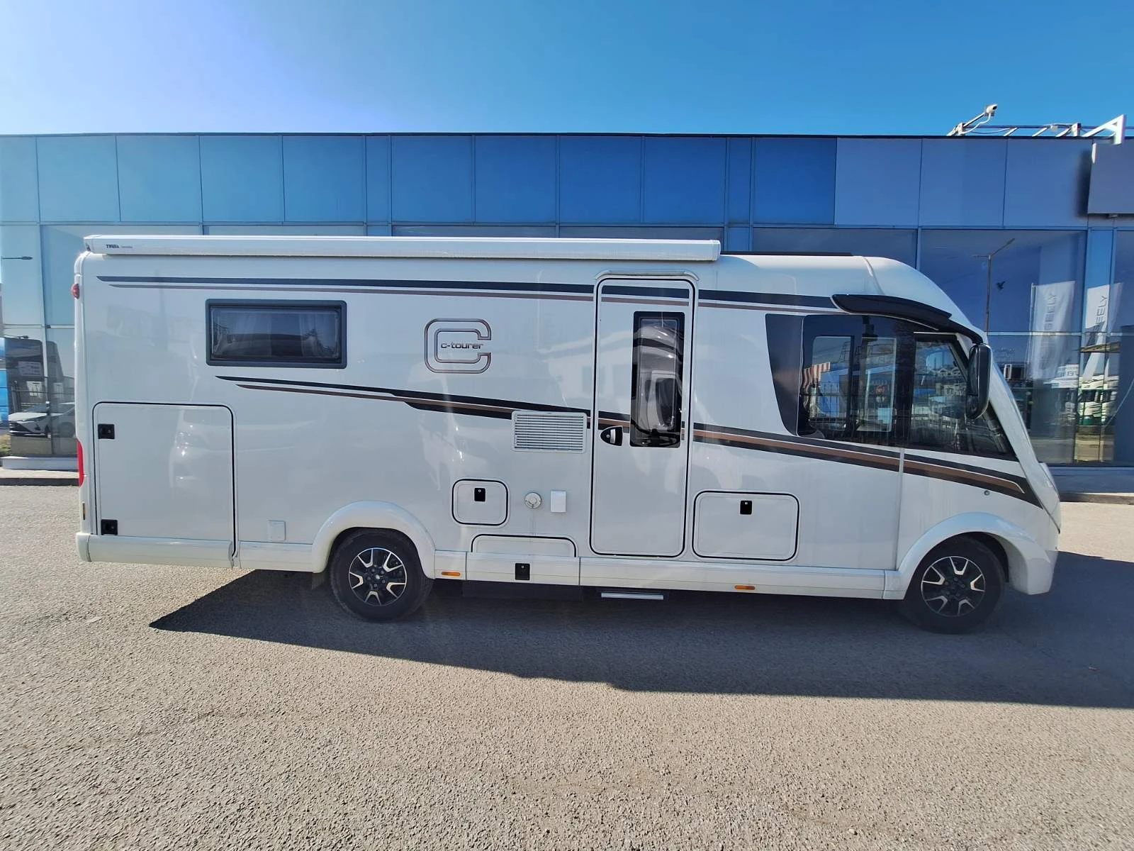 Кемпер Carthago C-Tourer I Fiat 144 QB, снимка 5 - Каравани и кемпери - 53871066