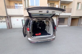 Chrysler Pacifica Touring L LPG, снимка 4