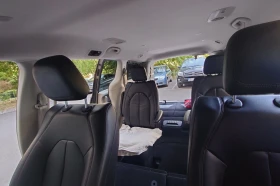 Chrysler Pacifica Touring L LPG, снимка 8