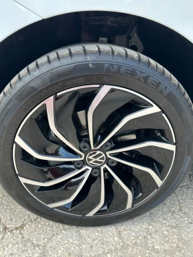 VW Golf VW Golf 8 1.5 eTSI DSG STYLE | Mobile.bg � ����� ������ 12