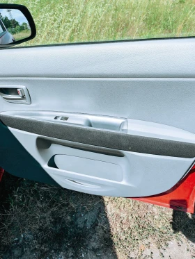 Mazda 2 1.25 75kс.93000км - 2350 € / 4596.20 лв. - 45508299 10