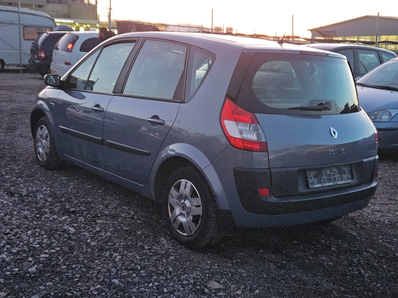 Renault Scenic 1.5 dci, снимка 7 - Автомобили и джипове - 44211202