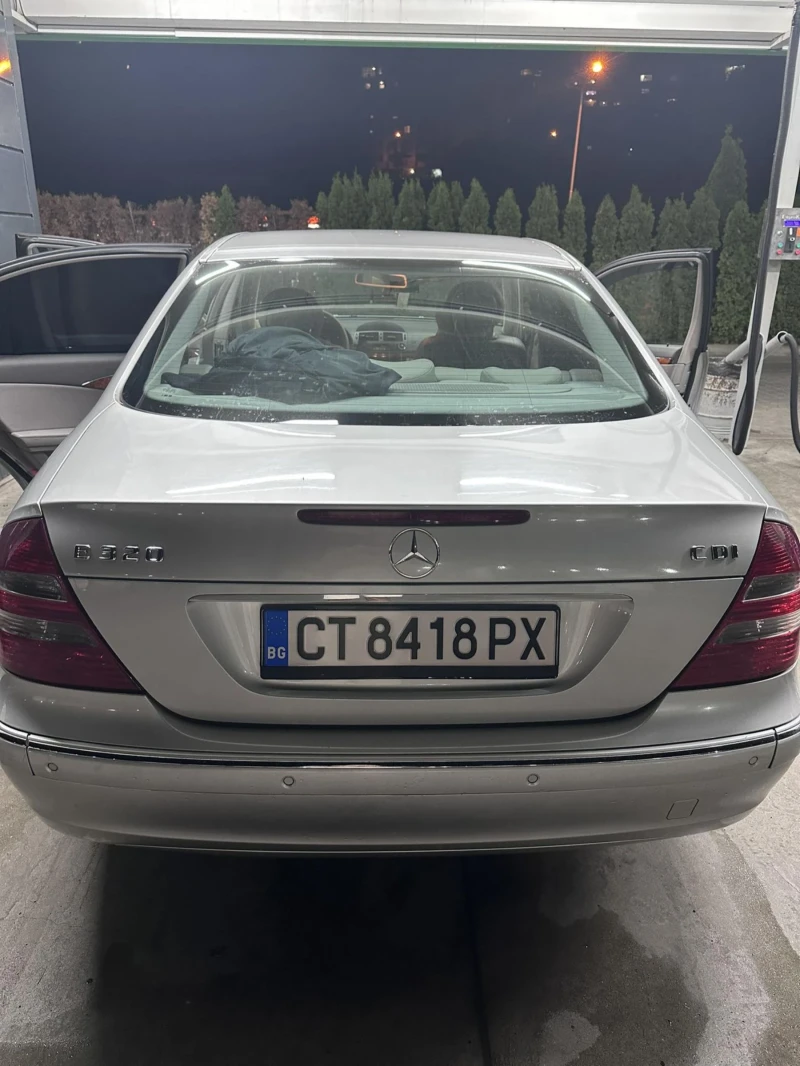 Mercedes-Benz E 320, снимка 6 - Автомобили и джипове - 47134180