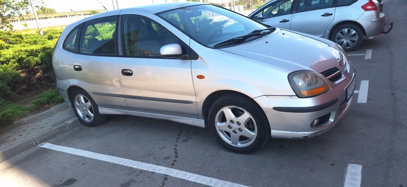 Nissan Almera tino, снимка 2 - Автомобили и джипове - 47310516