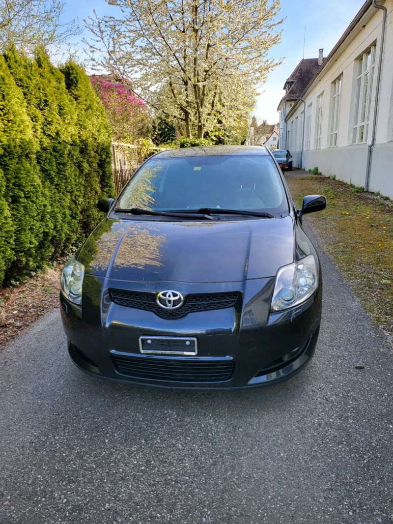 Toyota Auris 2.2, снимка 1 - Автомобили и джипове - 48523556