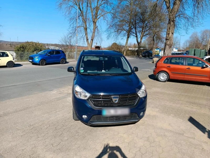 Dacia Lodgy 1, 6* 102* ГАЗ* NAVI* FACE* TUV* 7 МЕСТА, снимка 2 - Автомобили и джипове - 49583406