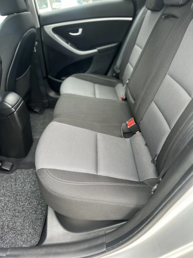 Hyundai I30 1.6 CRDI 128ps. СОБСТВЕН ЛИЗИНГ / БАРТЕР, снимка 10 - Автомобили и джипове - 50052934