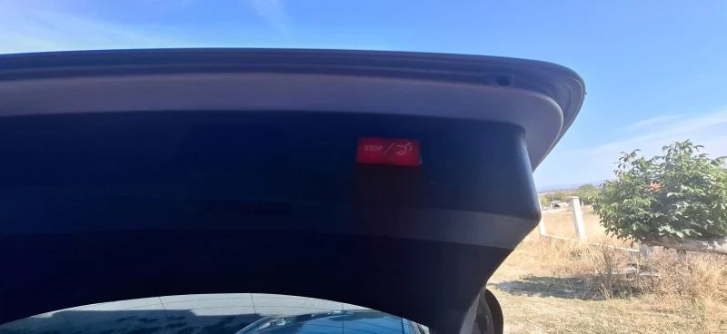 Mercedes-Benz E 220   Avangarde, 9G tronik, FULL, снимка 8 - Автомобили и джипове - 52377159