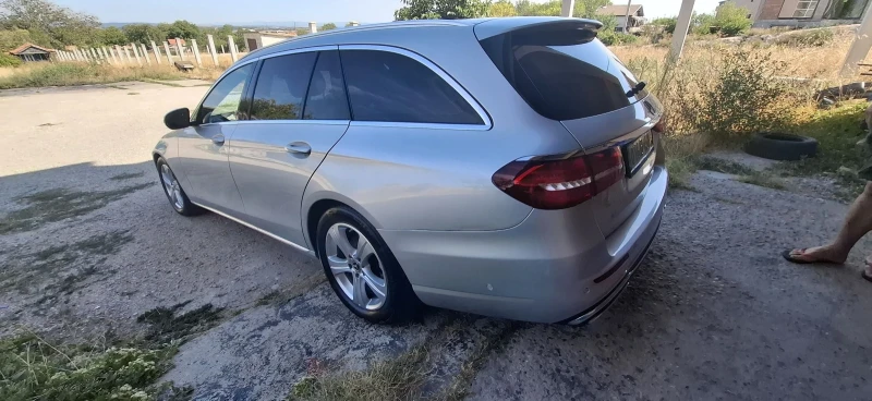Mercedes-Benz E 220   Avangarde, 9G tronik, FULL, снимка 5 - Автомобили и джипове - 52377159