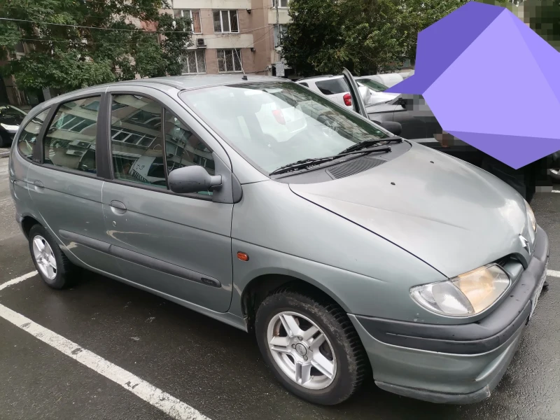 Renault Scenic, снимка 10 - Автомобили и джипове - 51955544