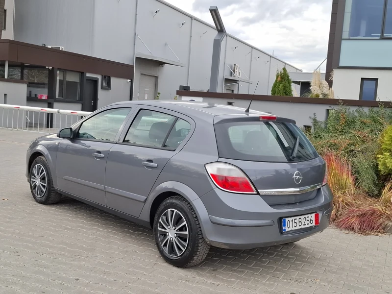 Opel Astra 1.3CDTI* (90кс)* FACELIFT* * 6-СКОРОСТИ* НОВ ВНОС*, снимка 15 - Автомобили и джипове - 52365444