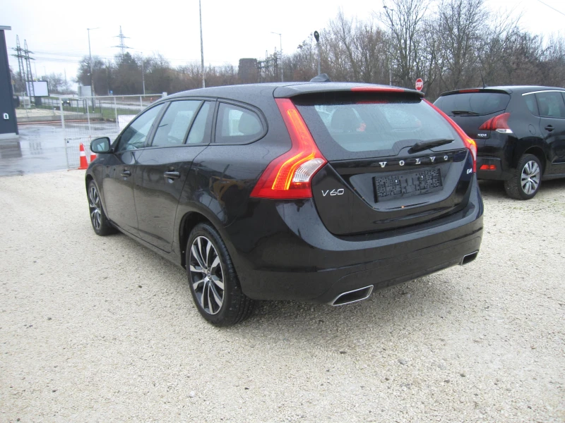 Volvo V60 Автомат, 2, 0-TDI, Navi, Кожа, снимка 3 - Автомобили и джипове - 52891589